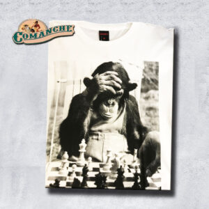 Chimpanzee Plays Chess